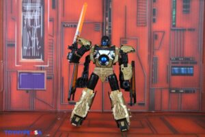 Hasbro Transformers: Age of the Primes Voyager Class Vector Prime Figure