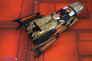 Hasbro Transformers: Age of the Primes Voyager Class Vector Prime Figure
