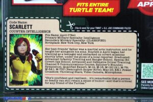 Playmates Toys Teenage Mutant Ninja Turtles x G.I. Joe A.W.E. Shell-Striker with April O’ Neil as Scarlett Vehicle Set
