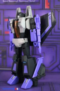 Hasbro Transformers Studio Series ’86 Voyager Class Skywarp Figure