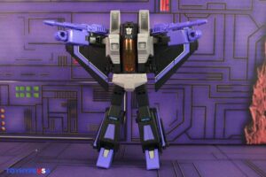Hasbro Transformers Studio Series ’86 Voyager Class Skywarp Figure
