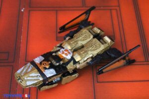 Hasbro Transformers: Age of the Primes Voyager Class Vector Prime Figure