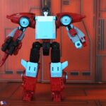 Hasbro Transformers Age of the Primes Deluxe Class Autobot Joyride Figure