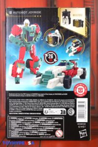 Hasbro Transformers Age of the Primes Deluxe Class Autobot Joyride Figure