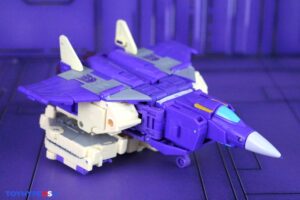 Hasbro Transformers Studio Series ’86 Voyager Class Blitzwing Figure