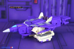 Hasbro Transformers Studio Series ’86 Voyager Class Blitzwing Figure