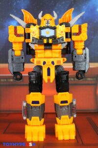 Hasbro Transformers Age of the Primes Leader Class Herald of Unicron Figure
