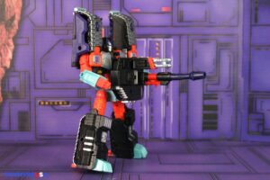 Hasbro Transformers Age of the Primes Leader Class Megazarak Figure