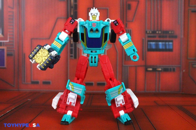 Hasbro Transformers Age of the Primes Deluxe Class Autobot Joyride Figure