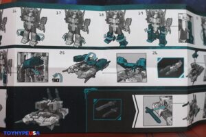 Hasbro Transformers Age of the Primes Leader Class Herald of Unicron Figure