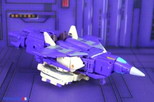 Hasbro Transformers Studio Series ’86 Voyager Class Blitzwing Figure