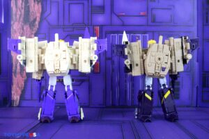 Hasbro Transformers Studio Series ’86 Voyager Class Blitzwing Figure