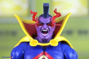 Hasbro Marvel Legends Series X-Men Gladiator & Deathbird Figures