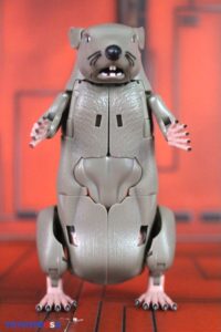 Takara-Tomy Transformers Masterpiece Beast Wars Rattrap Figure 