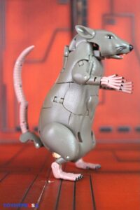 Takara-Tomy Transformers Masterpiece Beast Wars Rattrap Figure 